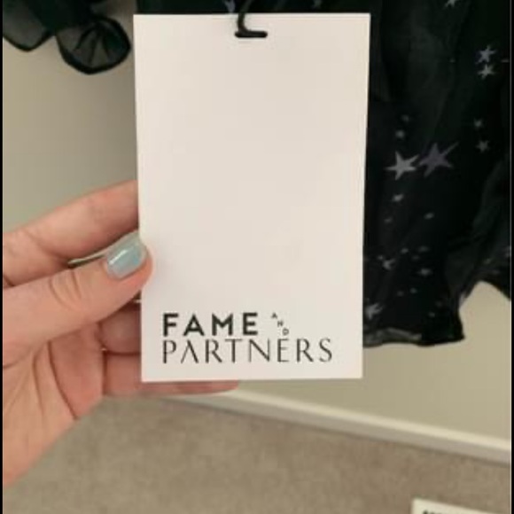 KYE DRESS - Fame and Partners - Picture 1 of 4